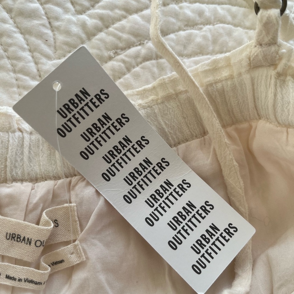 Urban Outfitters Romper. Ivory. Size S. - Picture 8 of 14